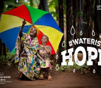 Water is hope Agua es esperanza