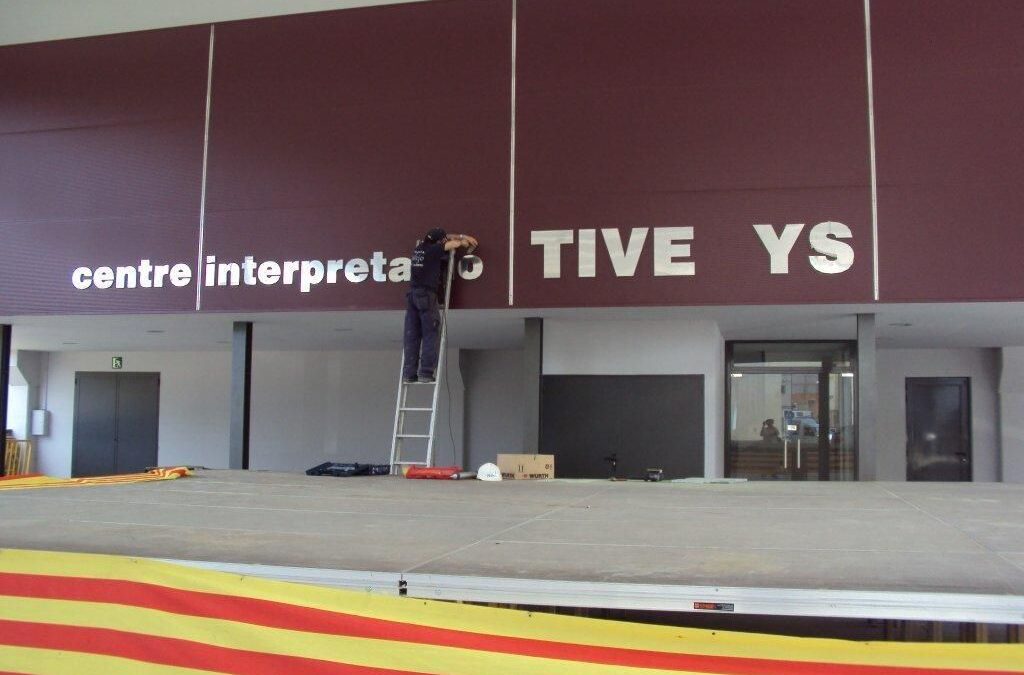 Centros de interpretación del río Ebro e integración ambiental de áreas de ocio en la ribera del río – Tivenys